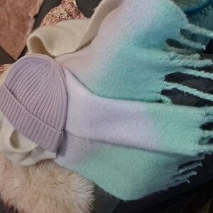 NWOT Vera Moda Large Scarf/ Wrap With Matching Hat